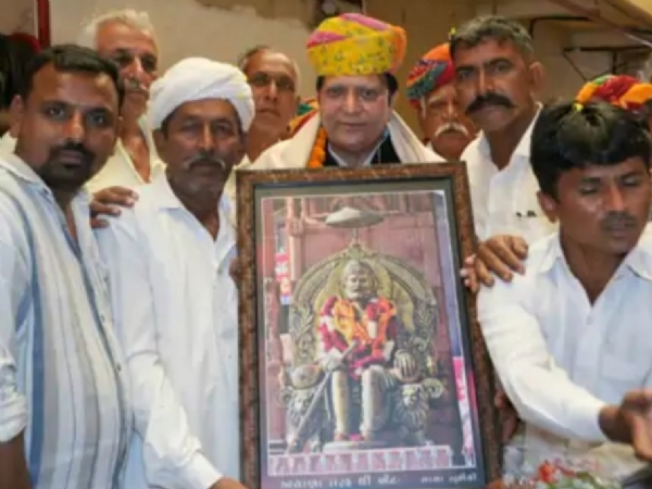 સિદ્ધપુરમાં 11 ગામોના રોડ કામોને મંજૂરી મળી: પરિવહન વિકાસને નવી ગતિ મળશે, ધારાસભ્ય બલવંતસિંહ રાજપૂતનું સન્માન