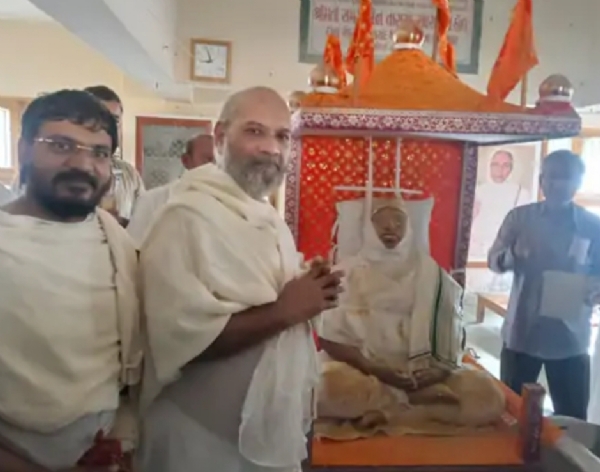 શંખેશ્વર જૈનતીર્થમાં સાધ્વી સિદ્ધપૂર્ણાશ્રીજી મ.સા. 80 વર્ષની વયે કાળધર્મ પામ્યા , પાલખી યાત્રામાં ભાવિકો ઉમટ્યા