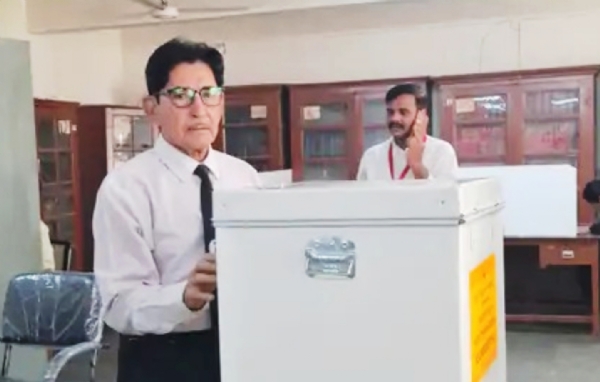 ભરૂચ જિલ્લા કોર્ટમાં બાર કાઉન્સિલ ઓફ ગુજરાતની ચૂંટણી માટે મતદાન