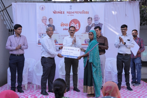 મહાનગરપાલિકા દ્વારા આયોજિત સેવા સેતુ કાર્યક્રમમાં 2473 અરજીઓનો સ્થળ પર નિકાલ કરાયો.