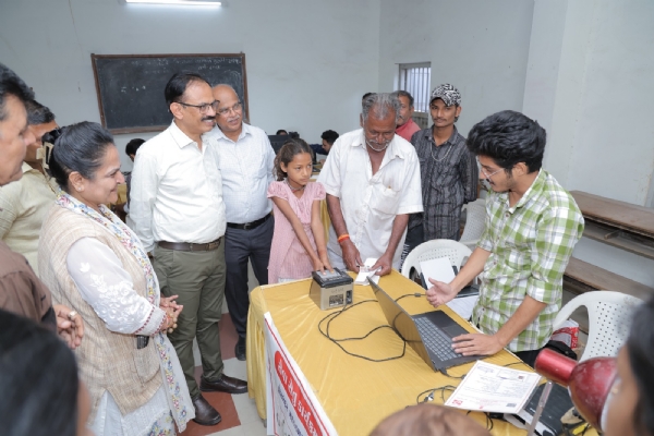 મહાનગરપાલિકા દ્વારા આયોજિત સેવા સેતુ કાર્યક્રમમાં 2473 અરજીઓનો સ્થળ પર નિકાલ કરાયો.