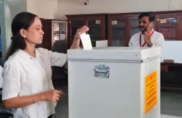 ભરૂચ જિલ્લા કોર્ટમાં બાર કાઉન્સિલ ઓફ ગુજરાતની ચૂંટણી માટે મતદાન