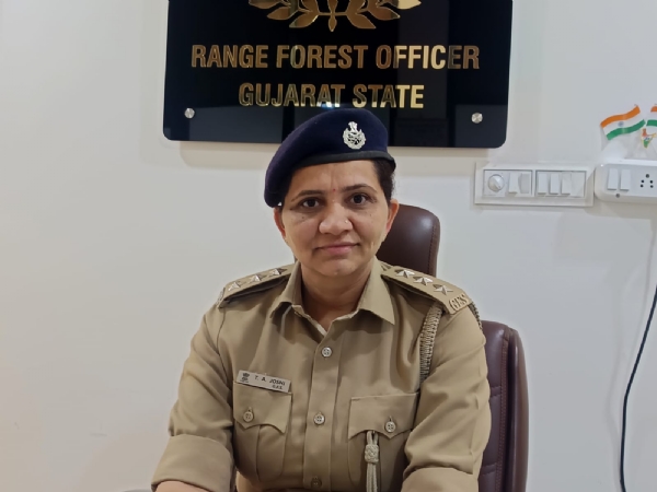 ગિરની દીકરી હવે લે છે જંગલની સંભાળ