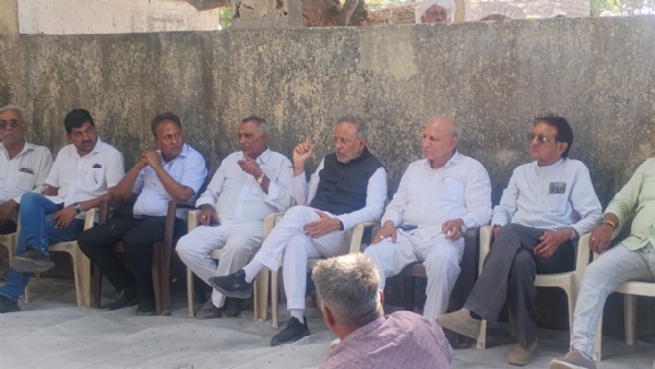 વન અને પર્યાવરણ મંત્રી અર્જુન મોઢવાડિયાના હસ્તે પોરબંદર જિલ્લાના ગ્રામ્ય વિસ્તારમાં ગ્રામ પંચાયત ભવનોના ખાતમુહૂર્ત.