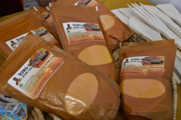 દુનિયામાં માત્ર એક જગ્યાએ થતી સ્વાસ્થ્યવર્ધક લાકા ડોંગ હળદર માધવપુરના આંગણે.