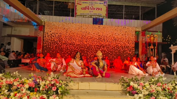 મહેસાણા જિલ્લામાં લાખવડ પગાર કેન્દ્ર શાળામાં વાર્ષિકોત્સવ ધૂમધામથી ઉજવાયો