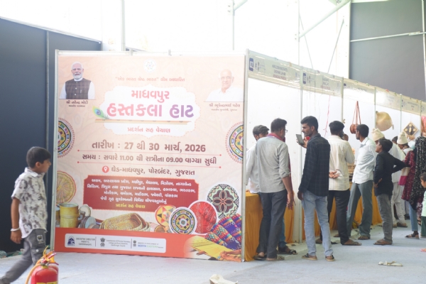 માધવપુર ઘેડનો લોકમેળો ભારતની વિવિધ સંસ્કૃતિને જોડતો મેળો:રાજકોટના પ્રવાસી ભીખુભાઈ.