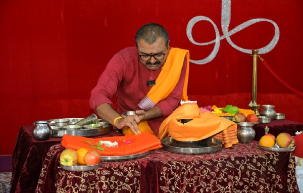 રિલાયન્સ ઇન્ડસ્ટ્રીઝના એક્ઝિક્યુટિવ ડિરેક્ટર અનંતભાઈ અંબાણીના જન્મદિવસની