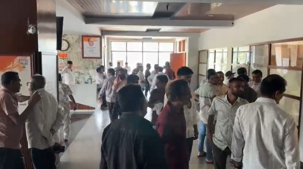 મનપાની ચૂંટણીમાં ભાજપના ઉમેદવારોનું કોકડું ગુંચવાયું.