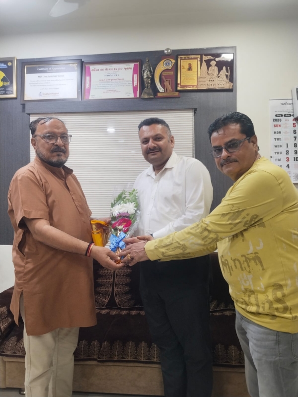 તાલાલા લોહાણા સમાજે જયકિશનભાઈ દેવાણી નું સન્માન કર્યું