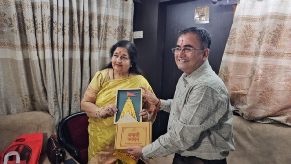 ANURADHA-PONDVAL-AMBAJI-PAHOCH