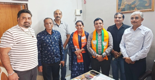 ભરૂચ તાલુકા પંચાયતની પાલેજ-2 બેઠક પર ભાજપના ચારુલબેન પટેલ બિનહરીફ વિજેતા ભરૂચ તાલુકા પંચાયતની પાલેજ-2 બેઠક પર ભાજપના ચારુલબેન પટેલ બિનહરીફ વિજેતા