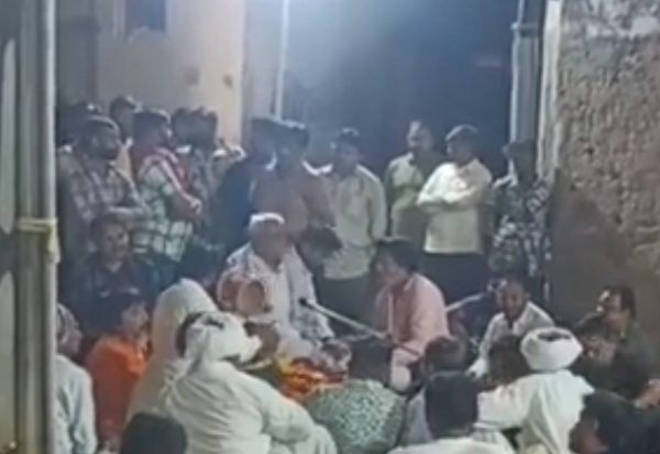 ચંદ્રુમાણા ગામે લીમડી ચોક ખાતે શ્રી ખોડીયાર માતાજીની રમેલે ભક્તોમાં ભક્તિ અને સદાચારનો સંદેશ આપ્યો