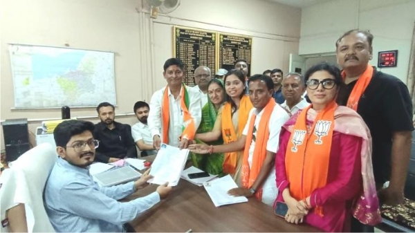 ભાજપના ઉમેદવારોએ ફોર્મ ભર્યા