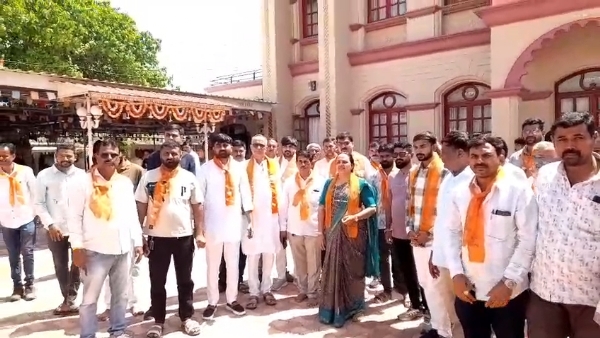 ધારીમાં વિવાદનું વાવાઝોડું: ધારાસભ્યની પત્ની કોકિલા કાકડીયાના નિવેદનથી રાજકીય ગરમાવો