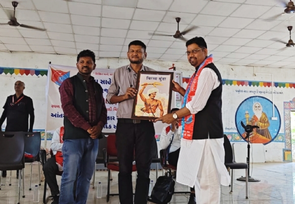 નેત્રંગ થવા ખાતે ડૉ. બાબાસાહેબ આંબેડકરની જન્મજયંતિની ભવ્ય ઉજવણી નેત્રંગ થવા ખાતે ડૉ. બાબાસાહેબ આંબેડકરની જન્મજયંતિની ભવ્ય ઉજવણી