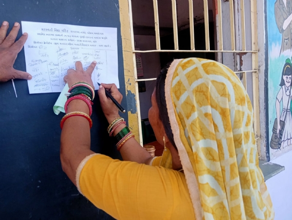 અમદાવાદના આંગણે સ્વેપ અભિયાન હેઠળ શાળાઓમાં મતાધિકારનો ગુંજારવ