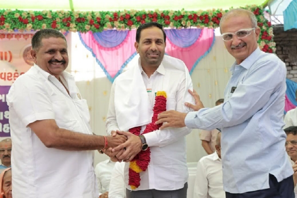 સાવરકુંડલામાં કાઠી વિદ્યાર્થી ભવનમાં લાઈબ્રેરી હોલનું લોકાર્પણ, પ્રથમ બેચના વિદ્યાર્થીઓનો સત્કાર