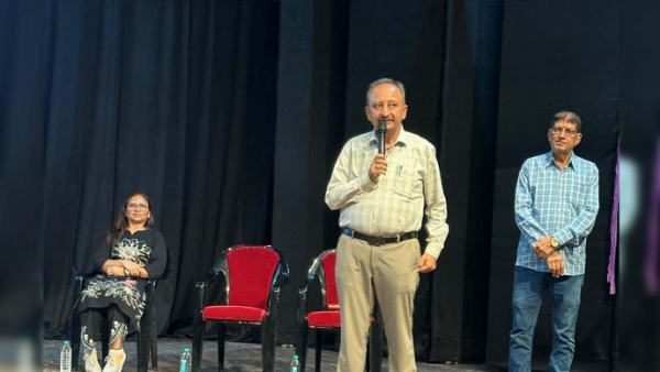 પોલિંગ સ્ટાફને તાલીમ પોલિંગ સ્ટાફને તાલીમ