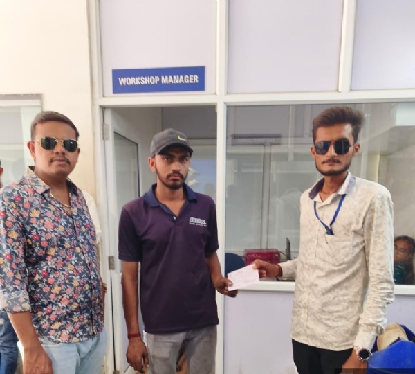 પોરબંદર મહાનગરપાલિકા દ્વારા જાહેરમાં કચરો ફેંકનાર સામે દંડાત્મક કાર્યવાહી.