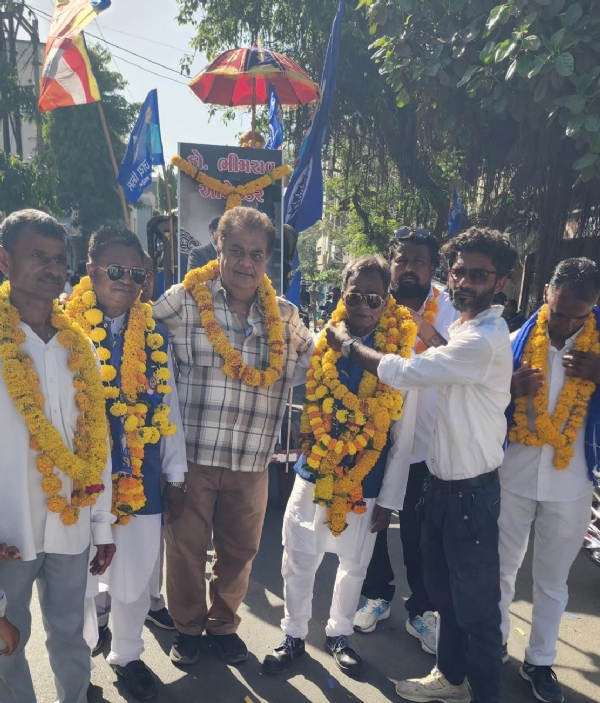 બાબાસાહેબ આંબેડકર જયંતિ નિમિતે રેલી યોજાઈ.