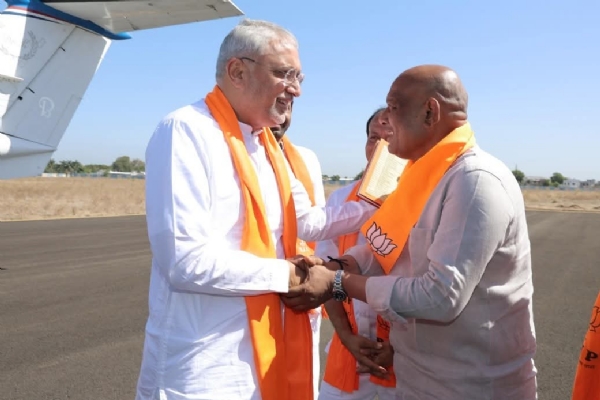 અમરેલી ખાતે પ્રદેશ અધ્યક્ષ જગદીશ વિશ્વકર્માનું ભવ્ય સ્વાગત, સાંસદ ભરત સુતરીયાની આગેવાની