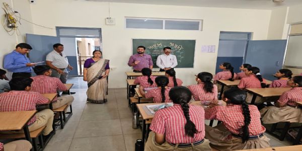 અમદાવાદ સ્કૂમ વિદ્યાલય,વસ્ત્રાપુર ખાતે 