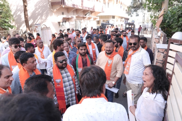 પોરબંદર ભાજપ દ્વારા પ્રચારના શ્રી ગણેશ કર્યા.