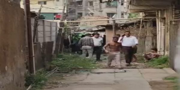 વાપીમાં ગેસ લીકેજથી આગ, 5 આસામી યુવકો ગંભીર રીતે દાઝ્યા