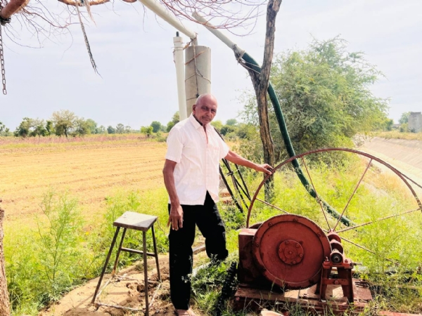 પવન ઊર્જાથી ચાલતો પંપ: ખેરાલુના 73 વર્ષીય ખેડૂતની અનોખી શોધ
