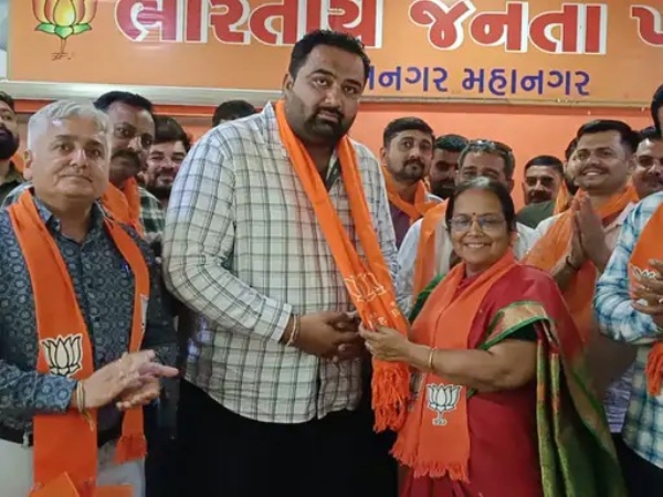 ચૂંટણી પૂર્વે કોંગ્રેસ ને ફટકો