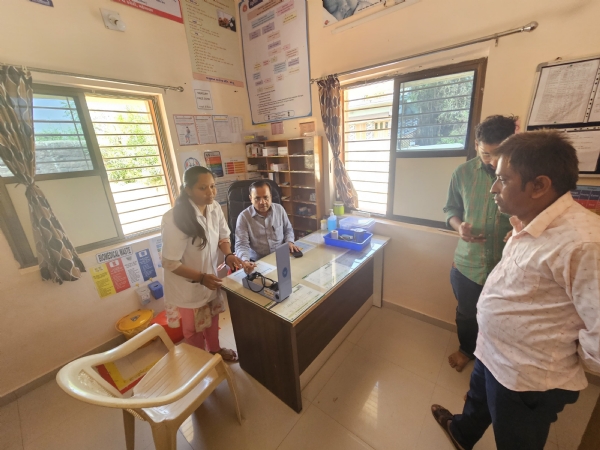 ચરાડુ ખાતે આયુષ્યમાન આરોગ્ય મંદિરની તપાસ, સુવિધાઓ સુધારવા સૂચનાઓ અપાઈ