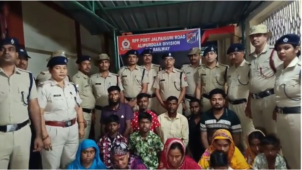 14 બાંગ્લાદેશી નાગરિકોની ધરપકડ