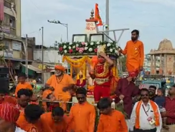 પાટણમાં હનુમાન જયંતી નિમીત્તે રામ નવમી સમિતિ ટ્રસ્ટ દ્વારા આયોજિત ભવ્ય શોભાયાત્રા નીકળી.