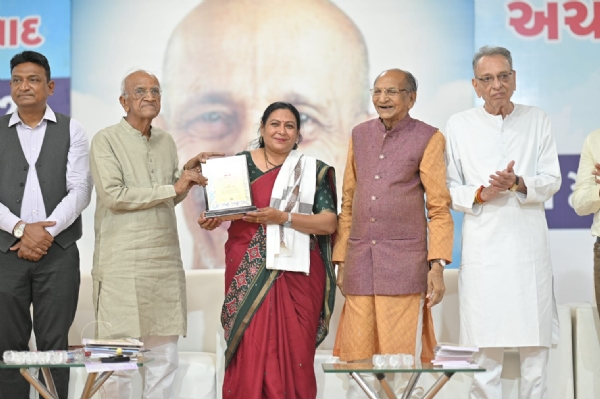 કહોડાની શિક્ષિકા યોગિનીબેન પટેલને રાજ્યનો શ્રેષ્ઠ શિક્ષક એવોર્ડ