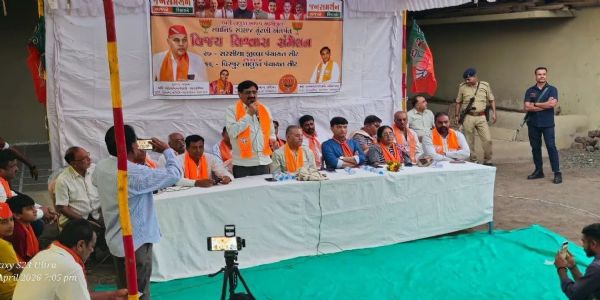 અમરેલીના ધારીમાં ભાજપનું વિજય વિશ્વાસ સંમેલન, કાર્યકરોમાં ઉમંગ અને આત્મવિશ્વાસનો માહોલ