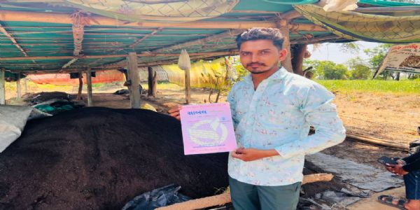 વડનગરના યુવા ખેડૂતનો વર્મી કમ્પોસ્ટમાં સફળ પ્રયોગ