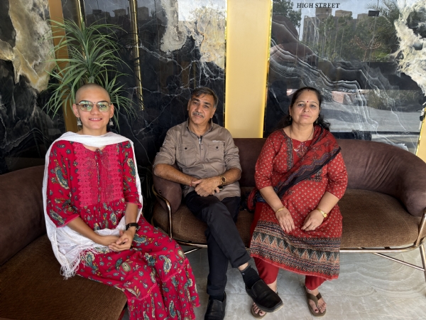 ગાંધીનગરમાં નિયતિ ઠક્કરનું હેર ડોનેશન: માનવતાનો પ્રેરણાદાયક દાખલો