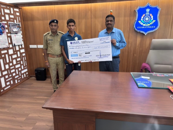 બાળકોને ‘ખેલકૂદ શિષ્યવૃત્તિ’આપી પ્રોત્સાહિત કર્યા