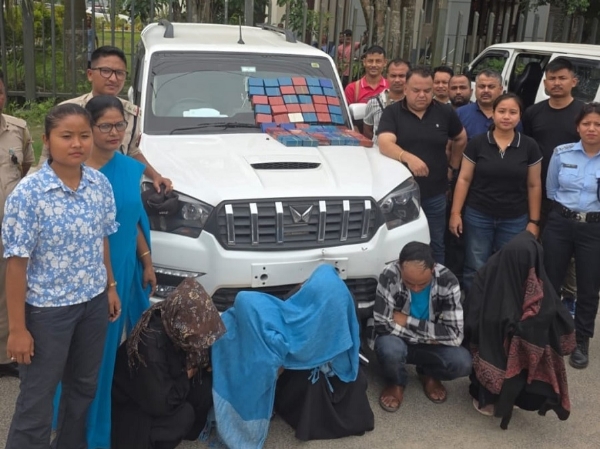 આશરે 7 કરોડ રૂપિયાના માદક પદાર્થ સાથે ચાર મહિલાઓ સહિત પાંચ તસ્કરોની ધરપકડ