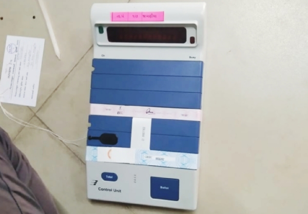 જામણીયાના 800 મતદારોએ રસ્તો નહીં તો મત નહીં નો કર્યો હુંકાર કરી 100 % મતદાનનો બહિષ્કાર કર્યો