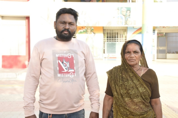 ઉવારસદના મતદાતા