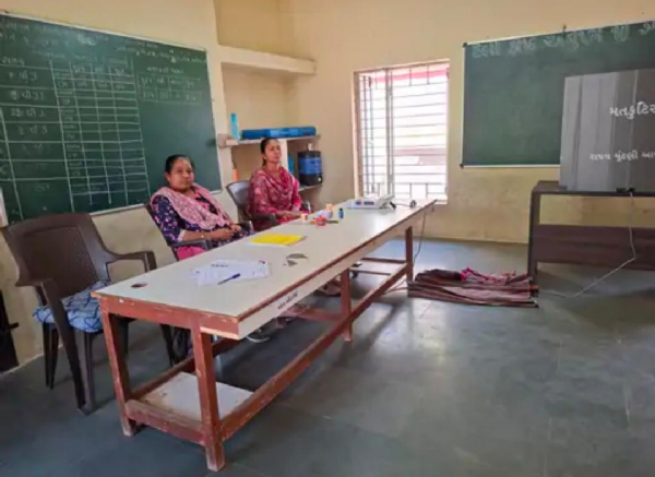 મહેસાણા મનપા ચૂંટણીમાં દેલા ગામનો બહિષ્કાર, બપોર સુધી બંને બૂથ પર શૂન્ય મતદાન