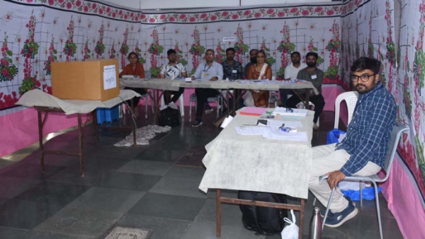 ચૂંટણી માં મશીન બગડ્યા