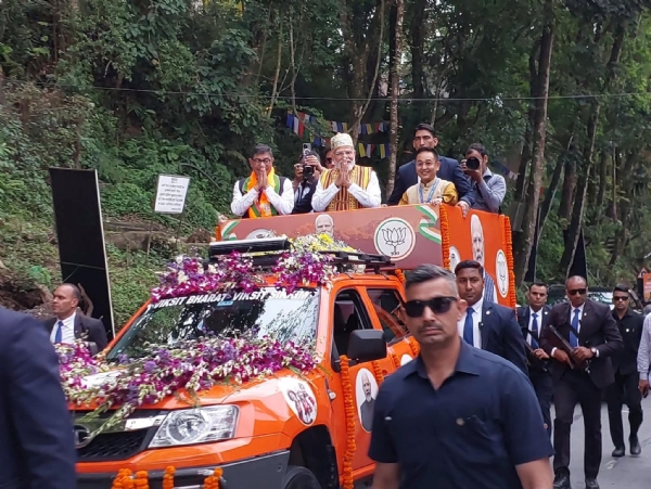 સિક્કિમ માં પ્રધાનમંત્રી મોદીનો રોડ શો