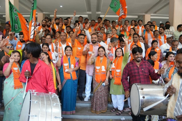 bjp celeibration after victory at kamalam.2