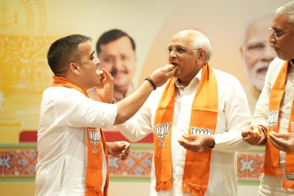 bhupendra patel offer sweet harsh sanghvi