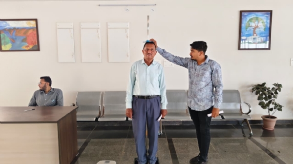 પોરબંદરની સરકારી મેડિકલ કોલેજ ખાતે હેલ્થ ચેકઅપ કેમ્પ યોજાયો.