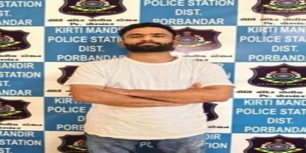 એસ્ટ્રોસિટીના ગુનાહમાં પાંચ વર્ષથી ફરાર આરોપી ઝાડપાયો.