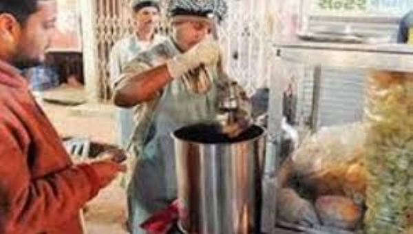 Panipuri lorries in ahmedabad